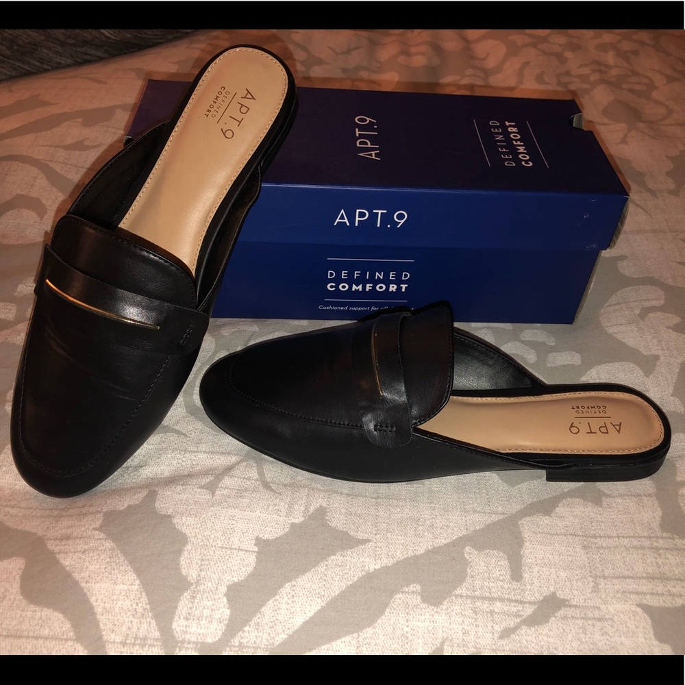 Apt. 9 Black slip on
